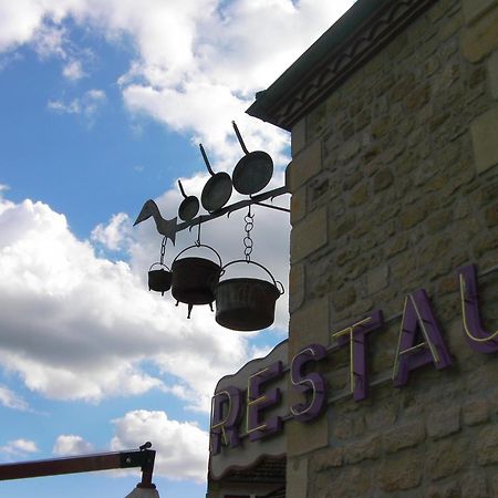 Hotel-Restaurant Le Rouffillac Carlux Buitenkant foto