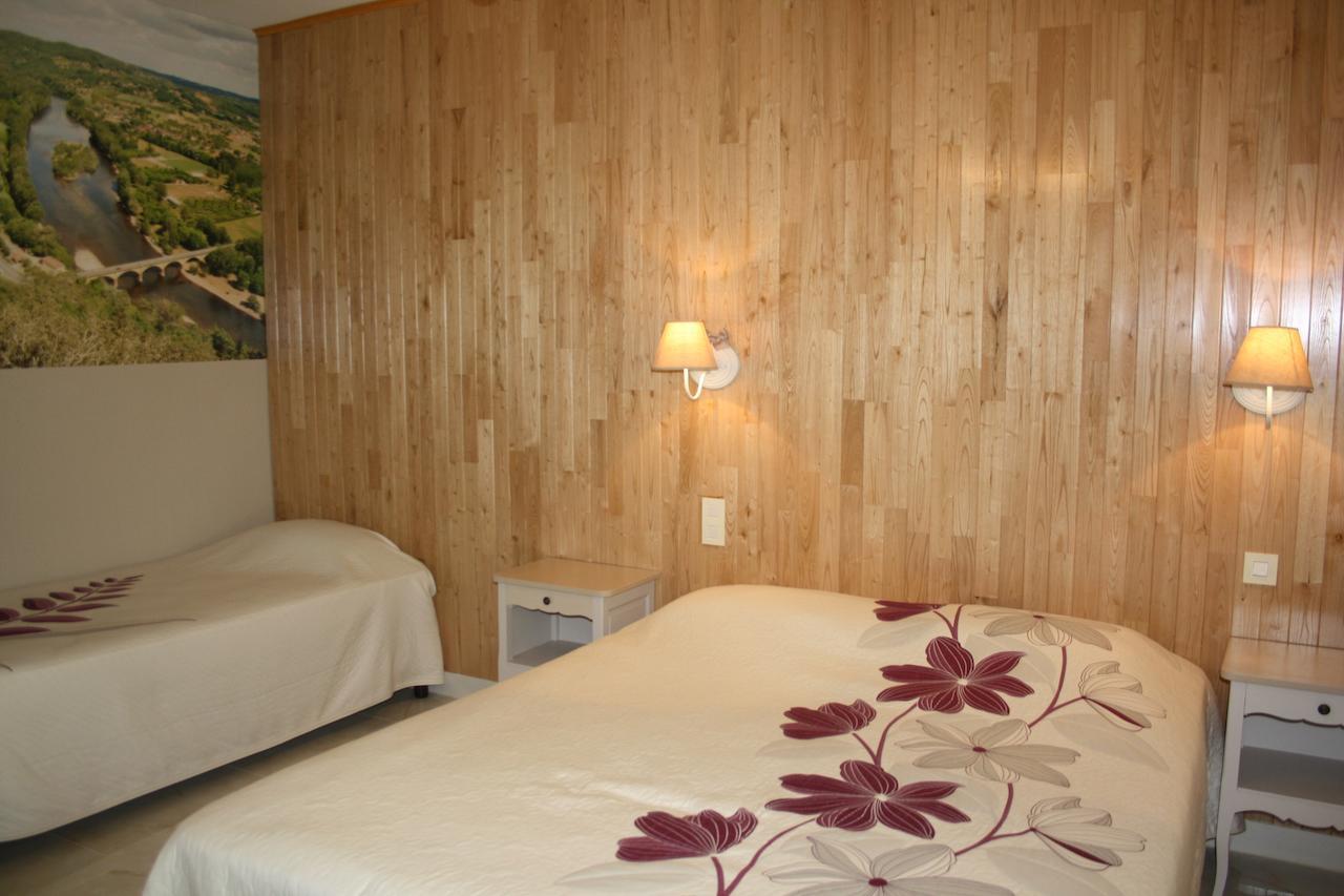 Hotel-Restaurant Le Rouffillac Carlux Kamer foto