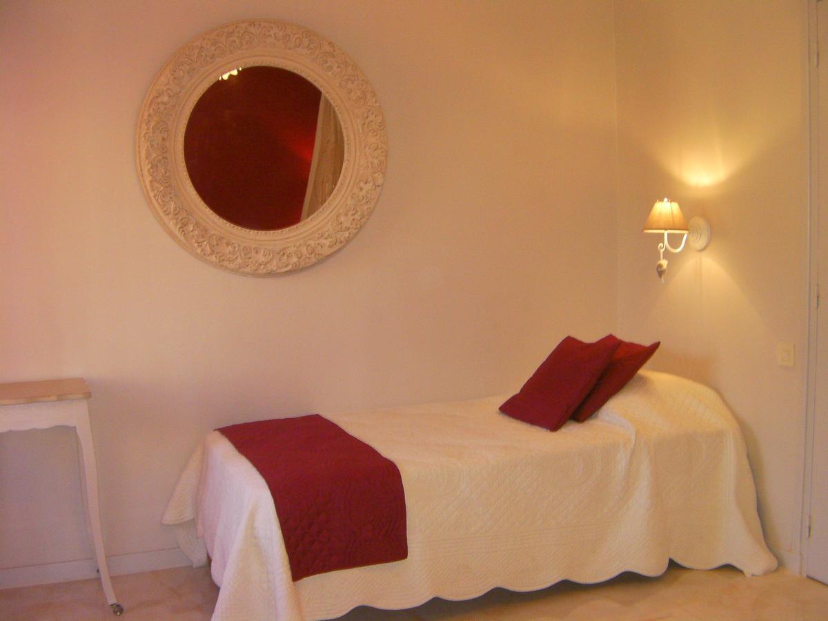 Hotel-Restaurant Le Rouffillac Carlux Buitenkant foto